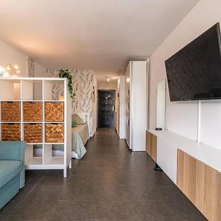 New Americas * Arona (Tenerife)