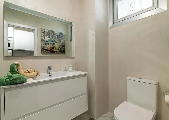 New Americas أرونا