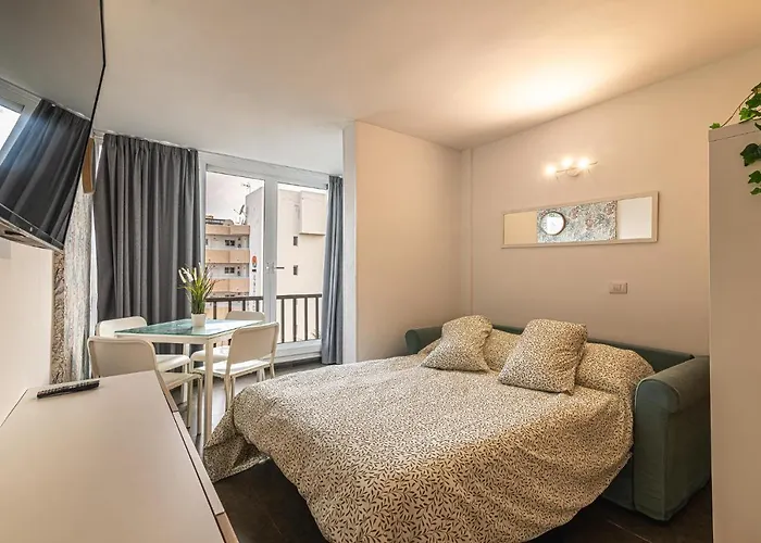 New Americas * أرونا