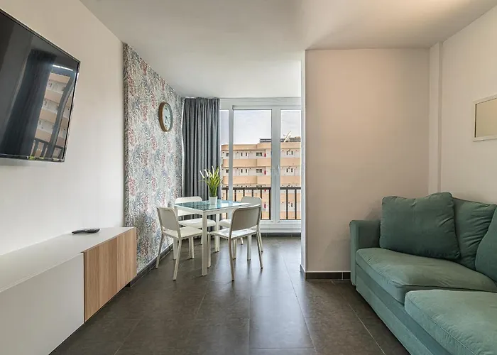 New Americas أرونا